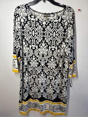 Haani Black and White Damask Shift Dress